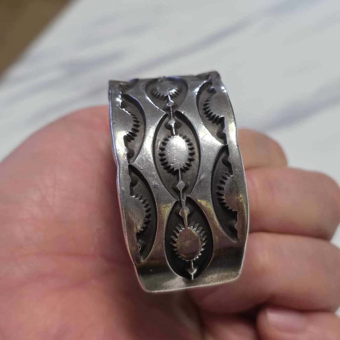 네이티브 아메리칸 주얼리 에머슨 빌 실버 뱅글 상품이미지2