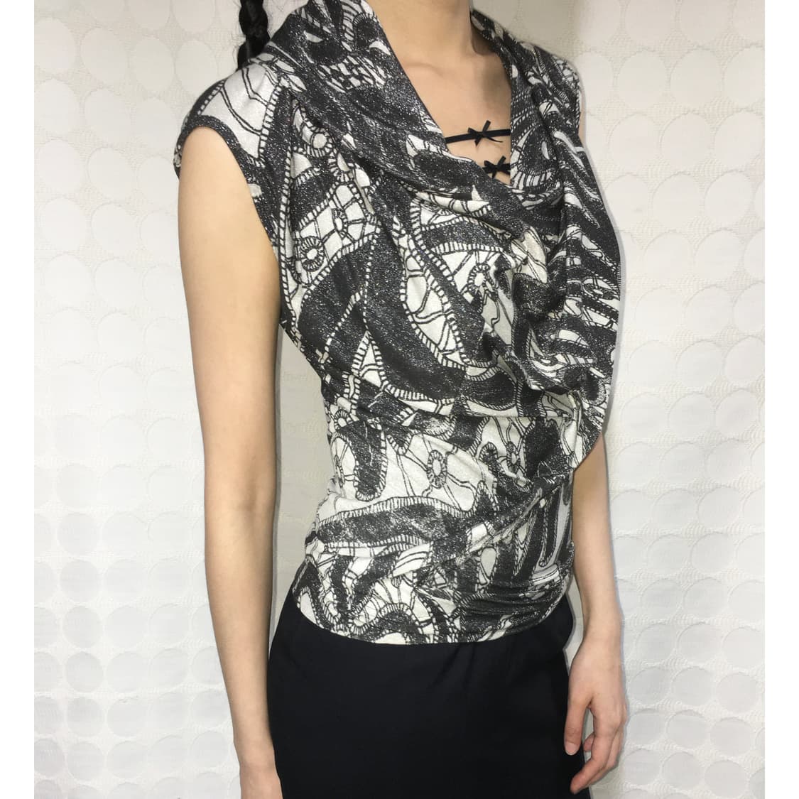 비비안 웨스트우드 드레이프 넥 슬리브리스 탑 상품이미지3