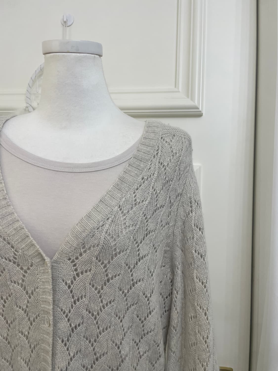 gray oatmeal crochet LAMBS WOOL cardiagn 상품이미지6