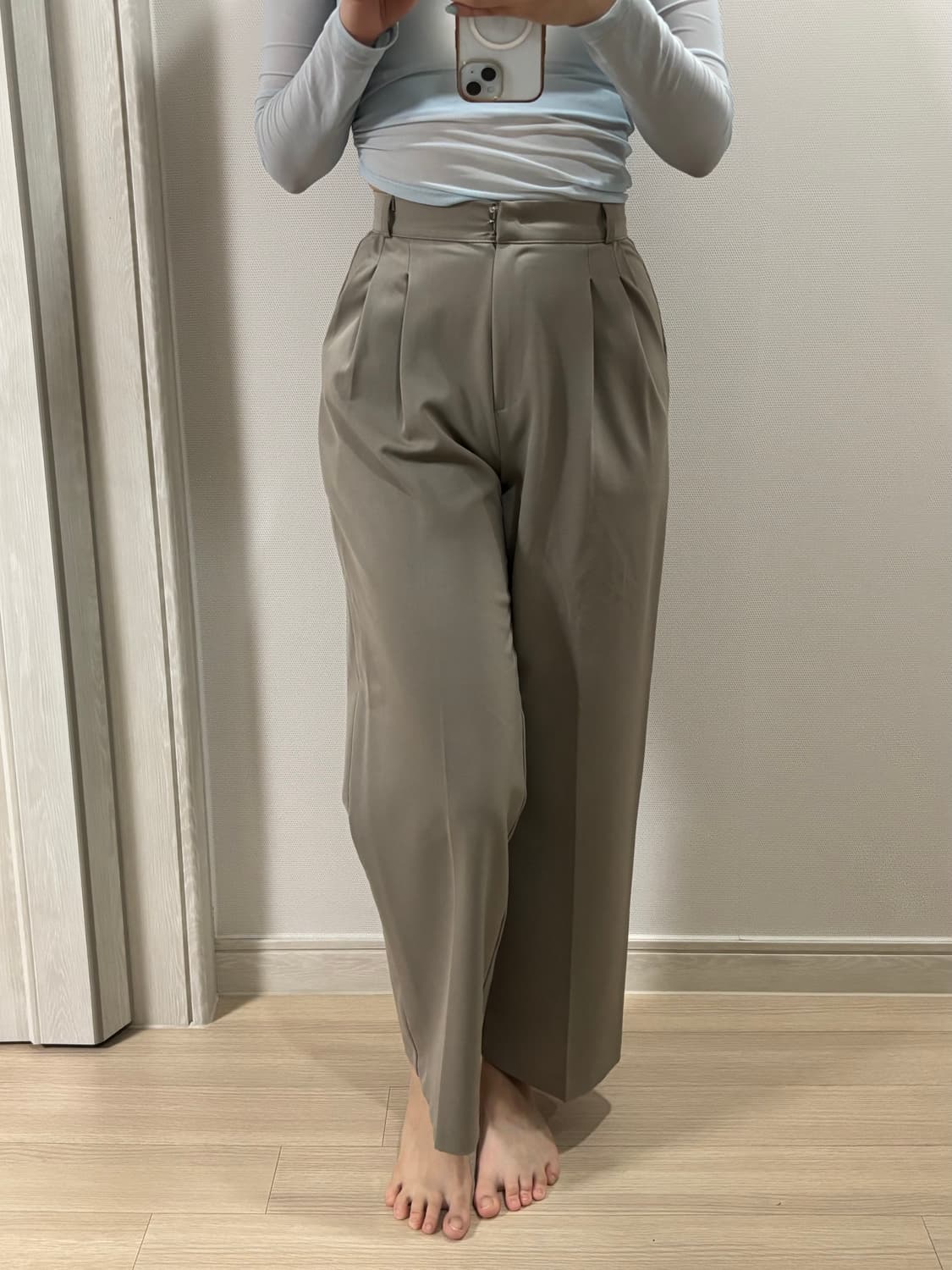 핀턱 와이드 슬랙스 베이지 55사이즈 상품이미지1