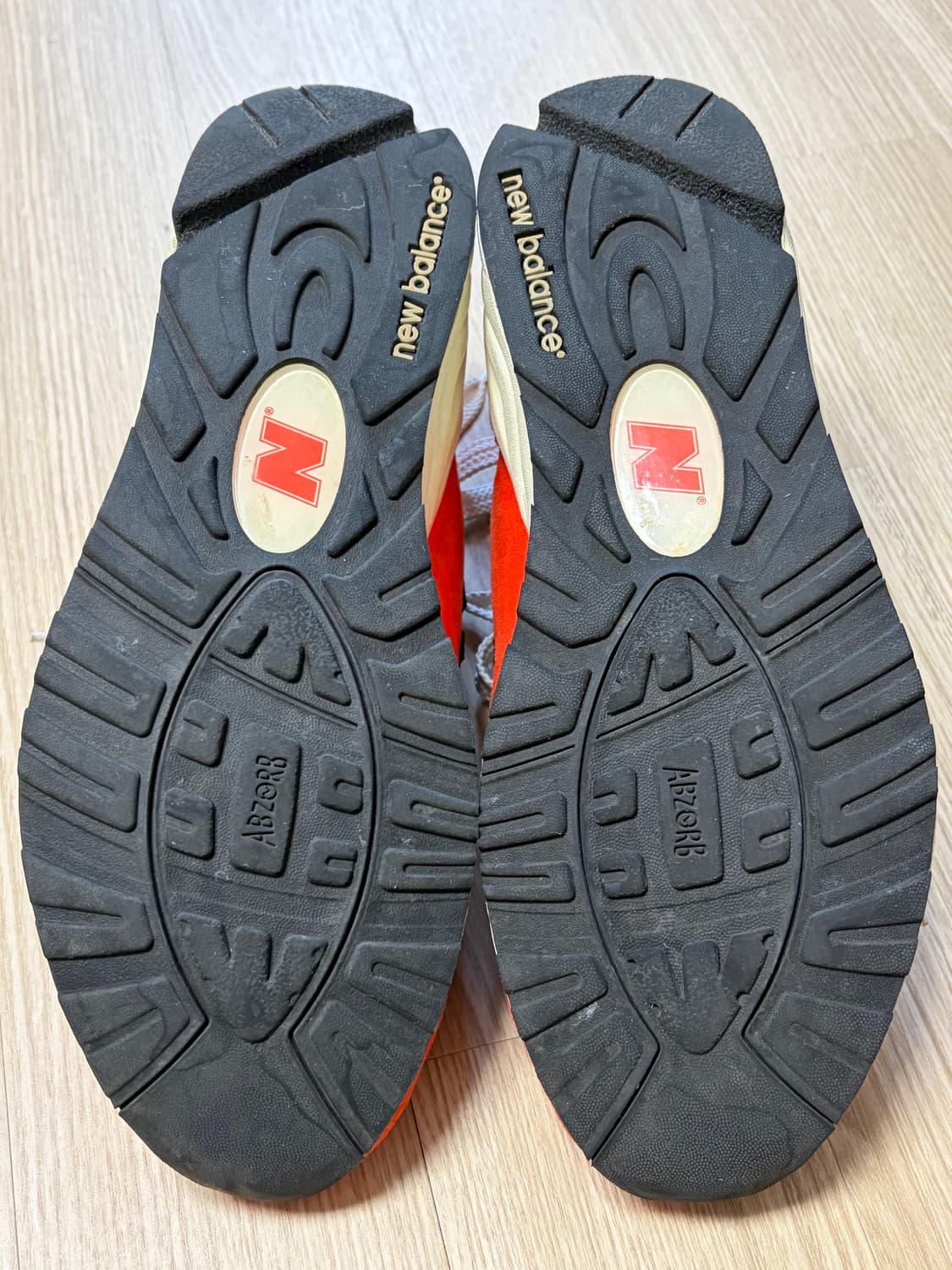 뉴발란스 990 v2 오랜지 270 팝니다 상품이미지3