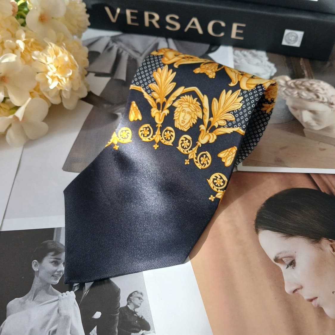 베르사체 실크 바로크 패턴 넥타이 9.8cm A+~A등급 A19057
 상품이미지2