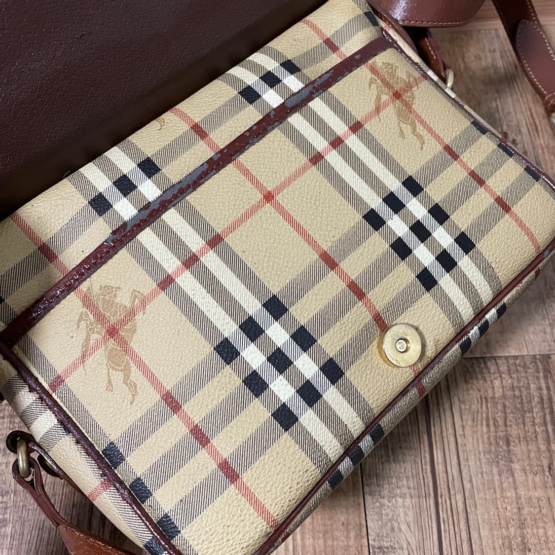 빈티지 버버리 크로스백(하자있음) 상품이미지3