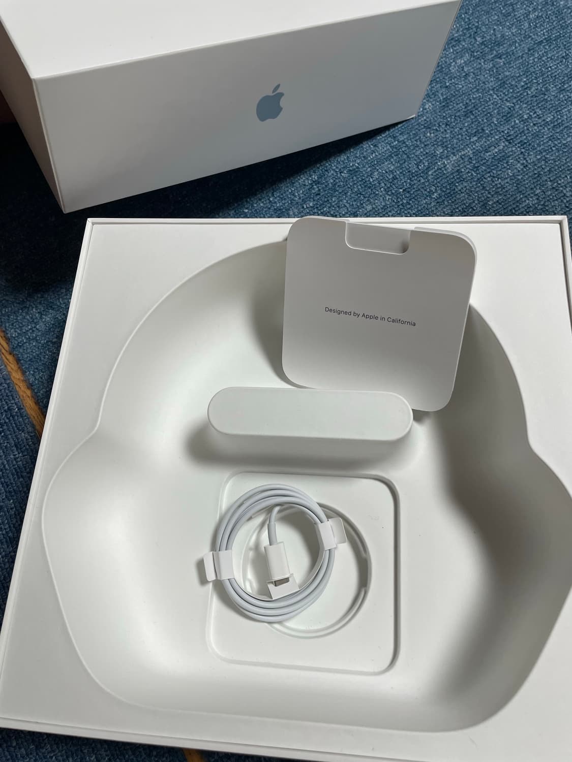 애플 에어팟 맥스 라이트닝 실버  상품이미지4