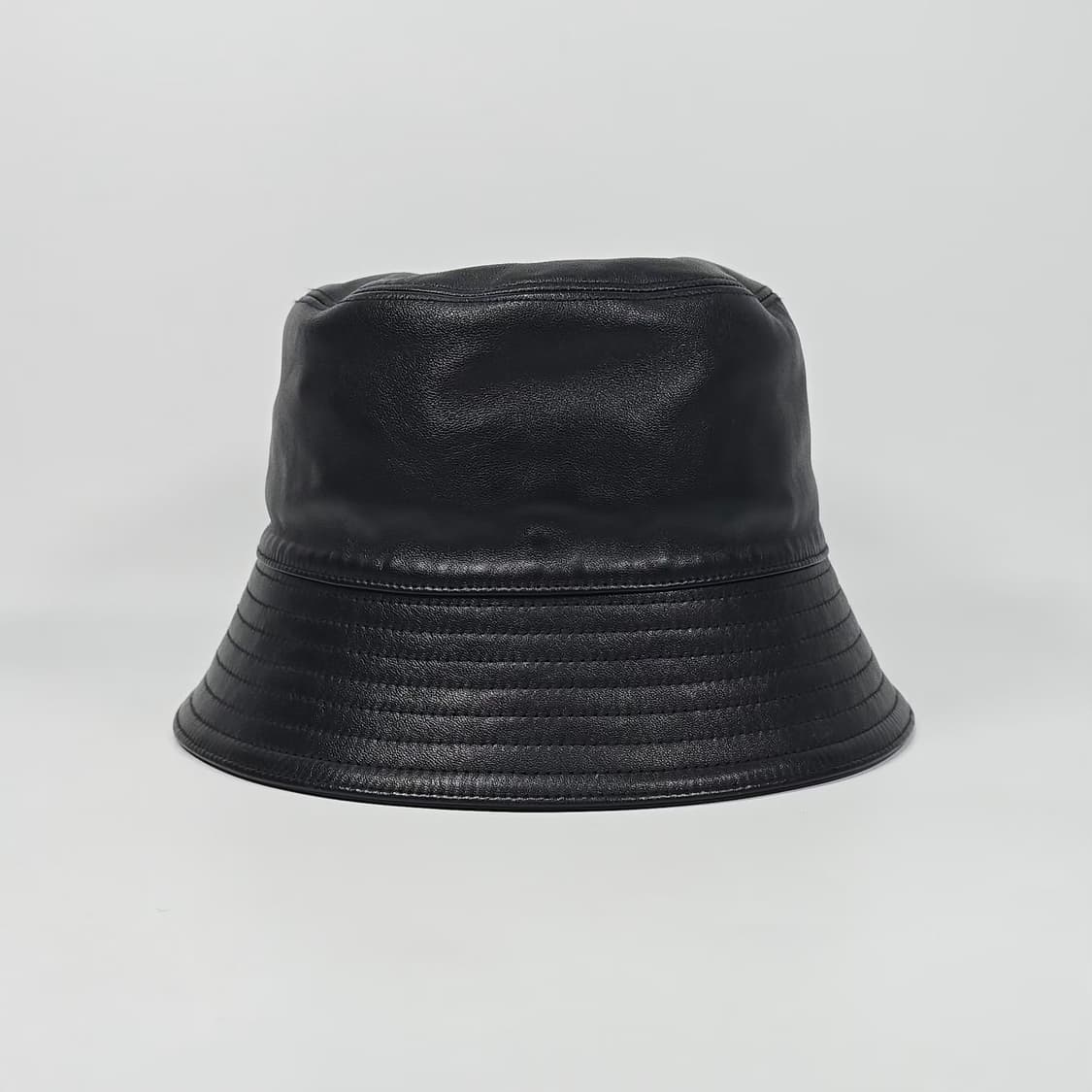 프라다 삼각로고 레더 가죽 버킷햇 ( 59cm ) 상품이미지3