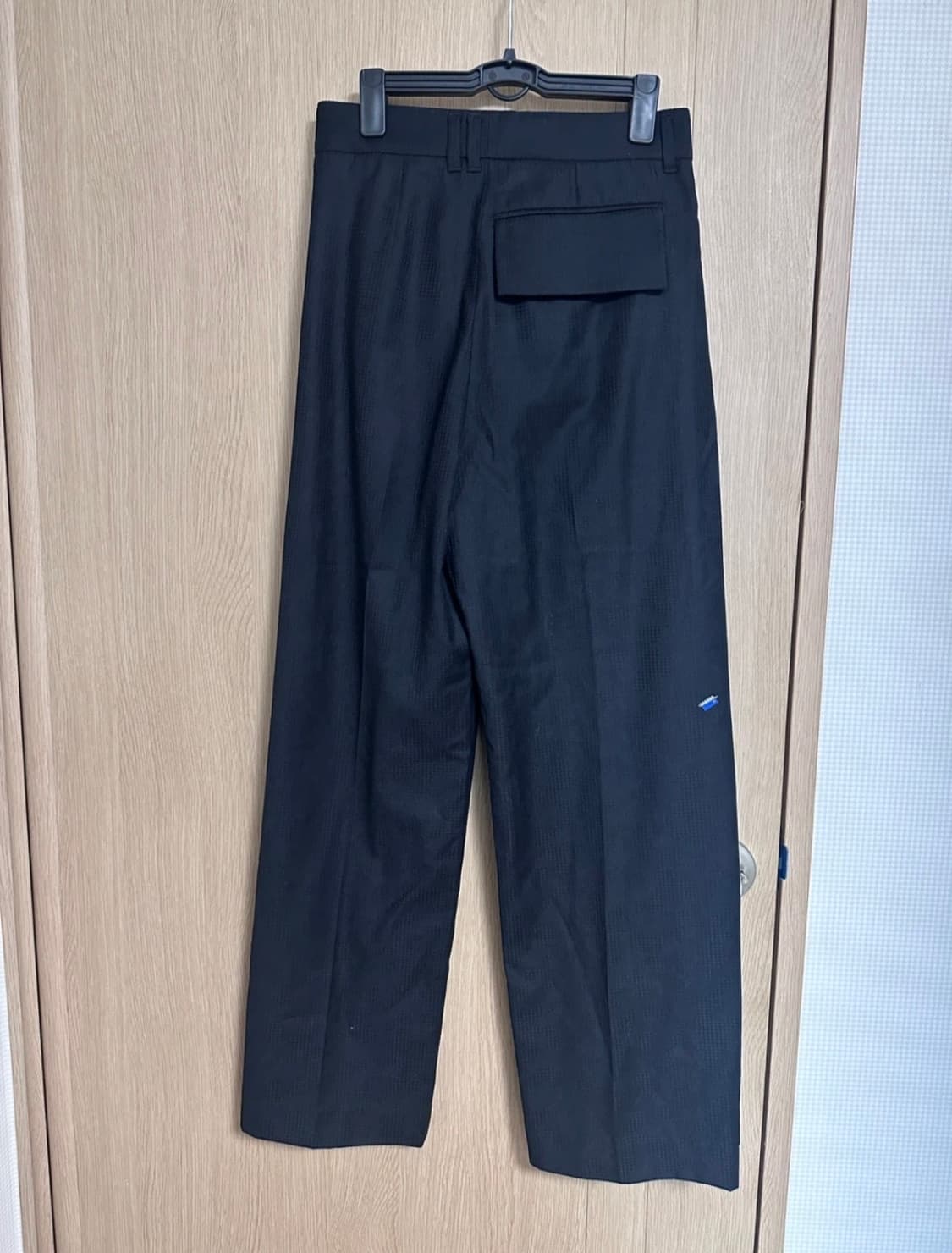 아더에러 Aoker 세미와이드 슬랙스 A1사이즈 상품이미지3