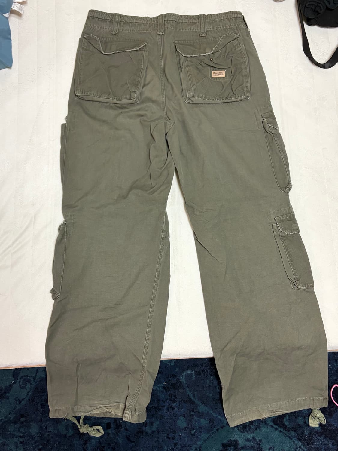 ABECROMBIE & FITCH 멀티 포켓 카고 팬츠 상품이미지2
