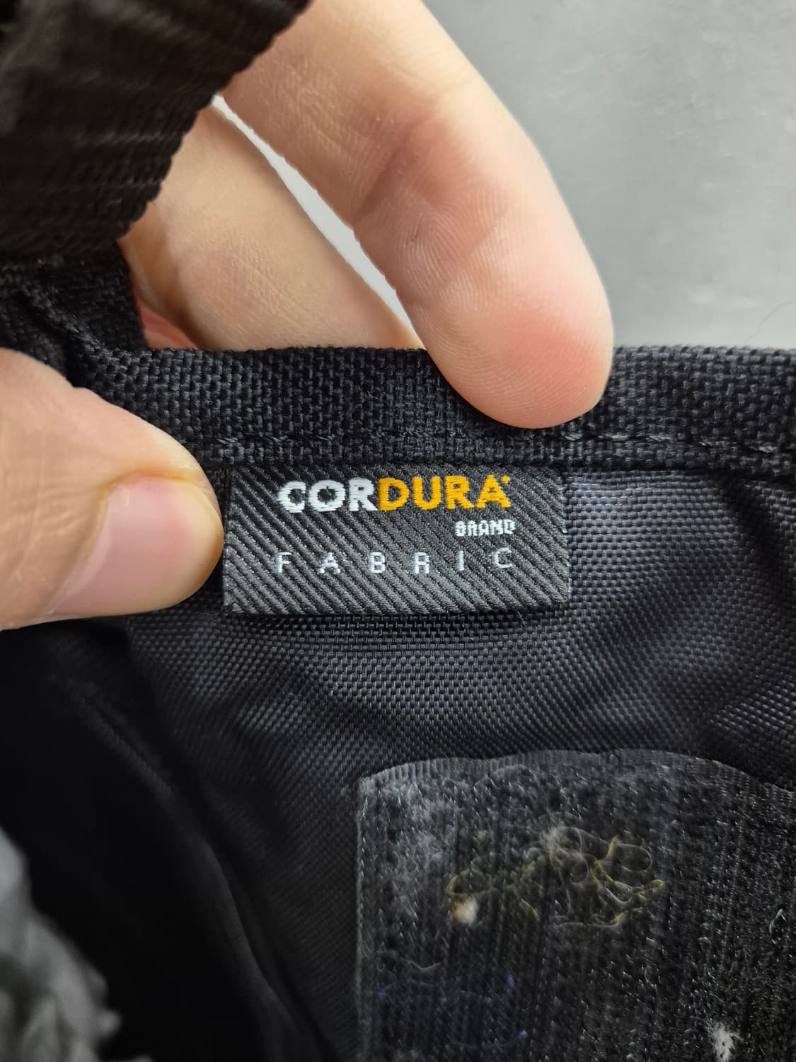 디스이즈네버댓 맨하탄포티지 블랙 크로스백 상품이미지5