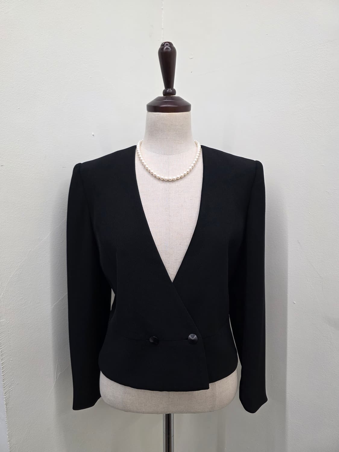 블랙 노카라 더블 버튼 자켓 상품이미지1