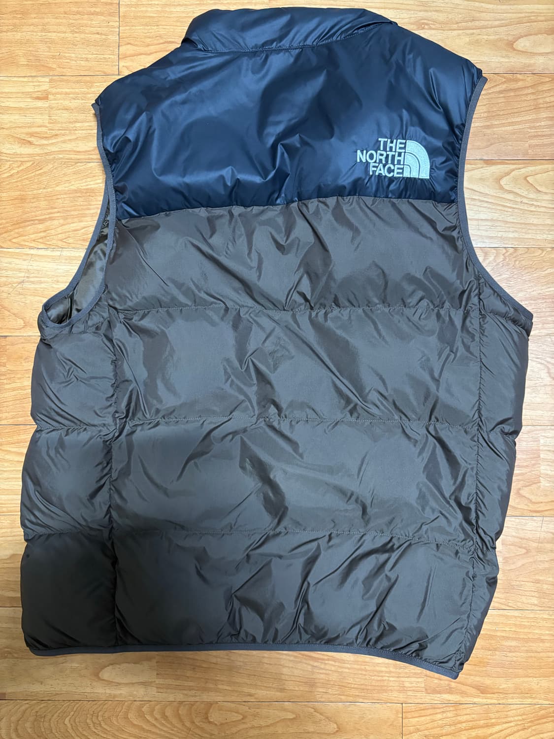 노스페이스 브라운 패딩 조끼 L 상품이미지2