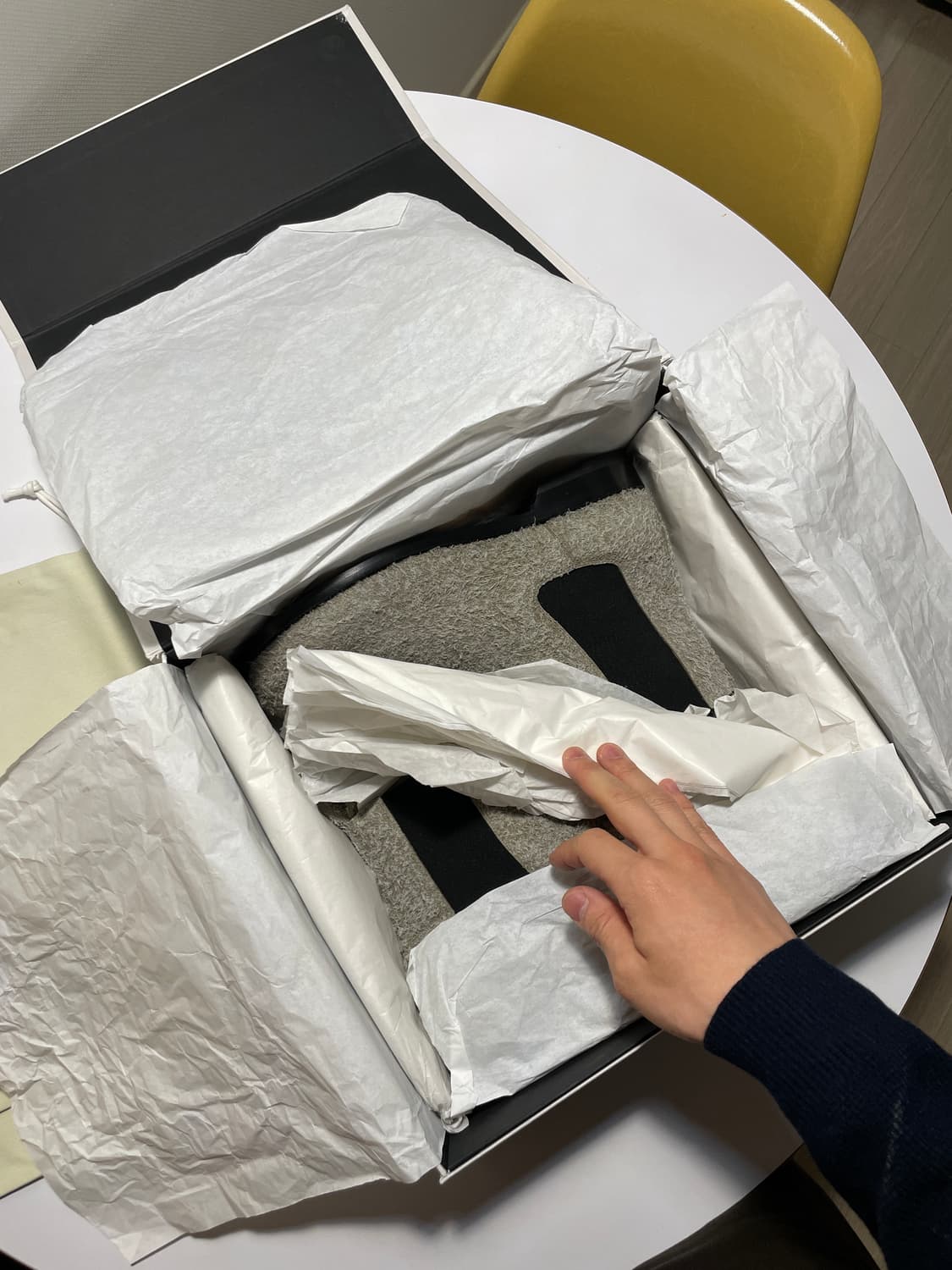 로에베 캄포 브러쉬드 스웨이드 첼시부츠 43 275사이즈 상품이미지9