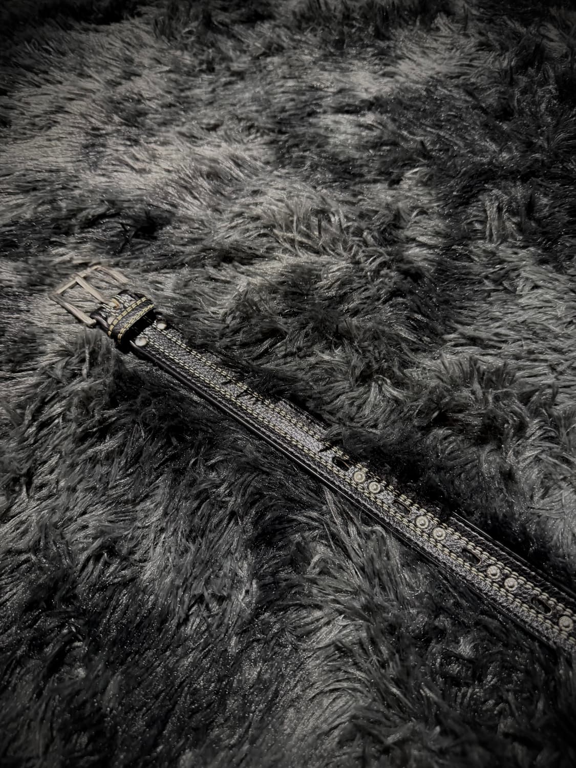 흰색 스티치 금색 스터드 얇은 가죽 벨트  상품이미지1