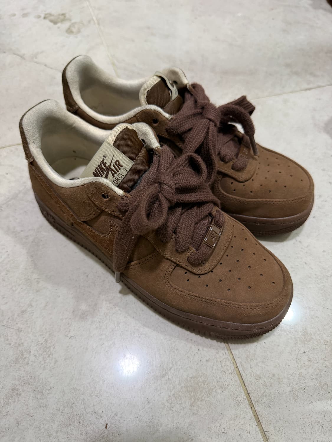 나이키 에어포스 1 '07 카카오 와우 240 상품이미지2