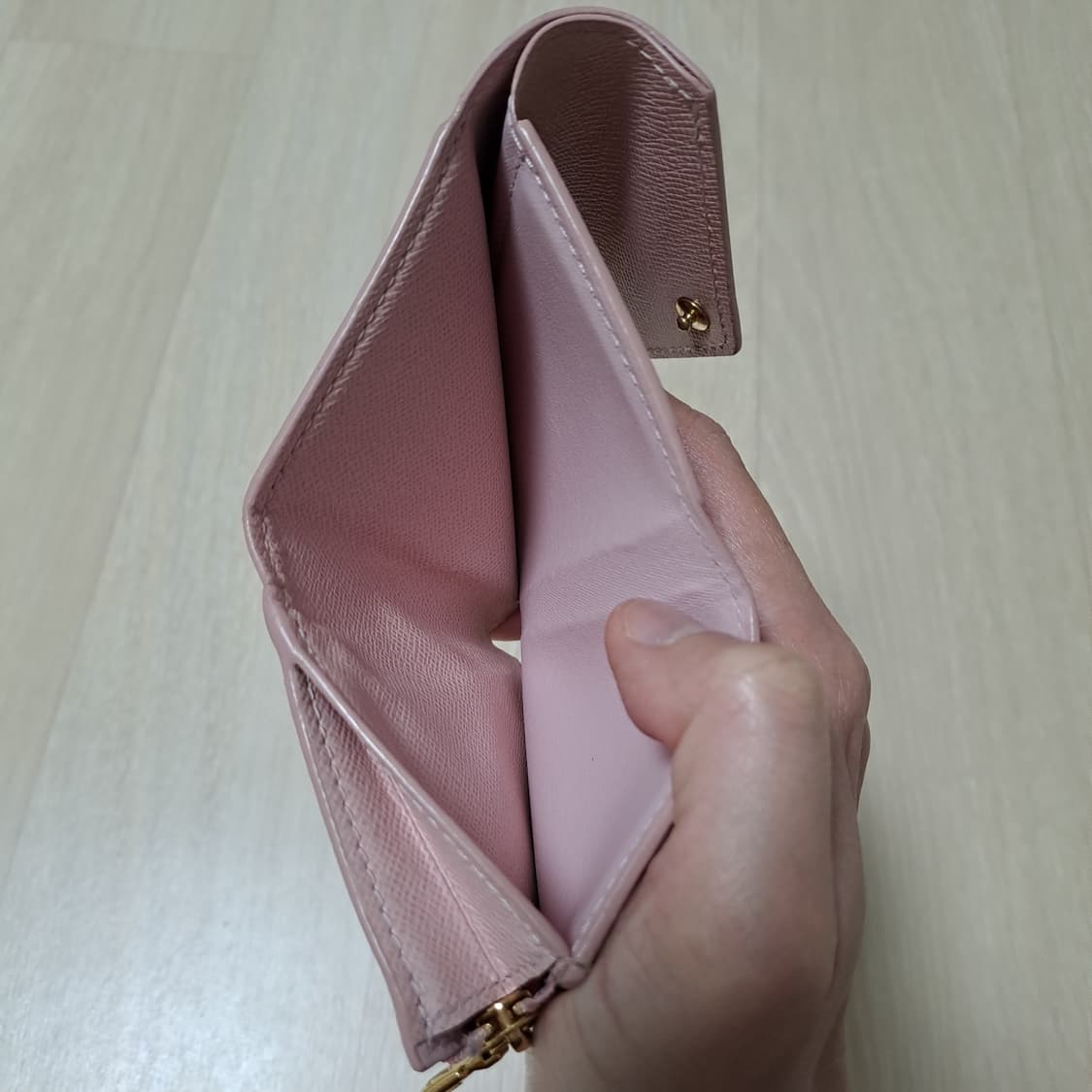 [100%/정품] 루이비통 조에 다미에 아주르 로즈 발레린 지갑 상품이미지7