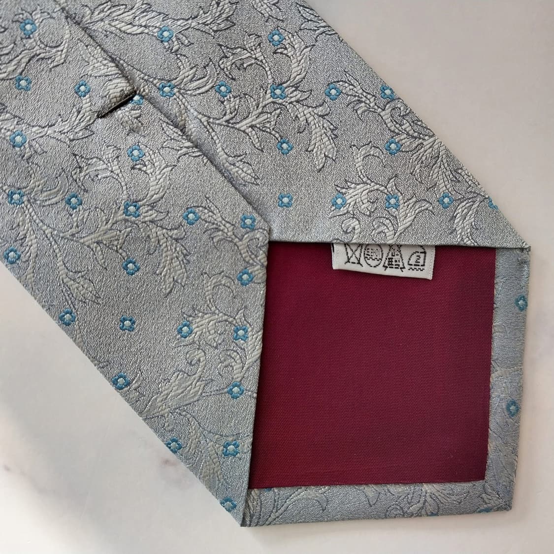 까르뱅 실크 그레이 플로럴 자카드 넥타이 9.5cm A+등급 K1550
 상품이미지10