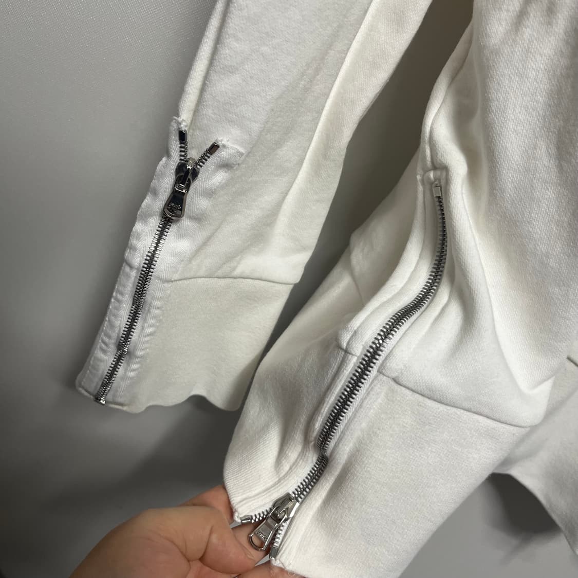 우영미 지퍼 후드티셔츠 50 상품이미지6