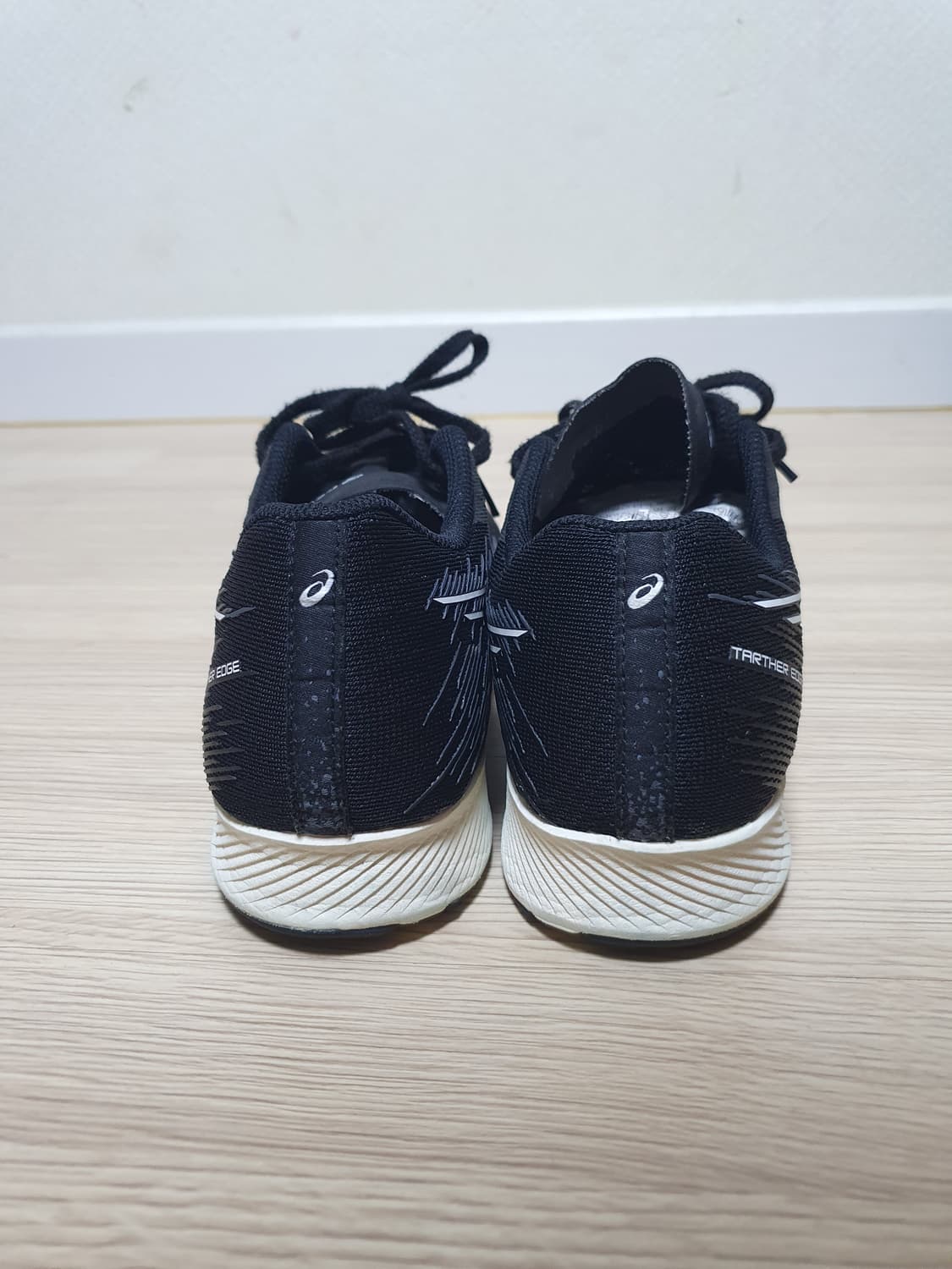 아식스 Trither Edge 블랙 런닝화 260 상품이미지5