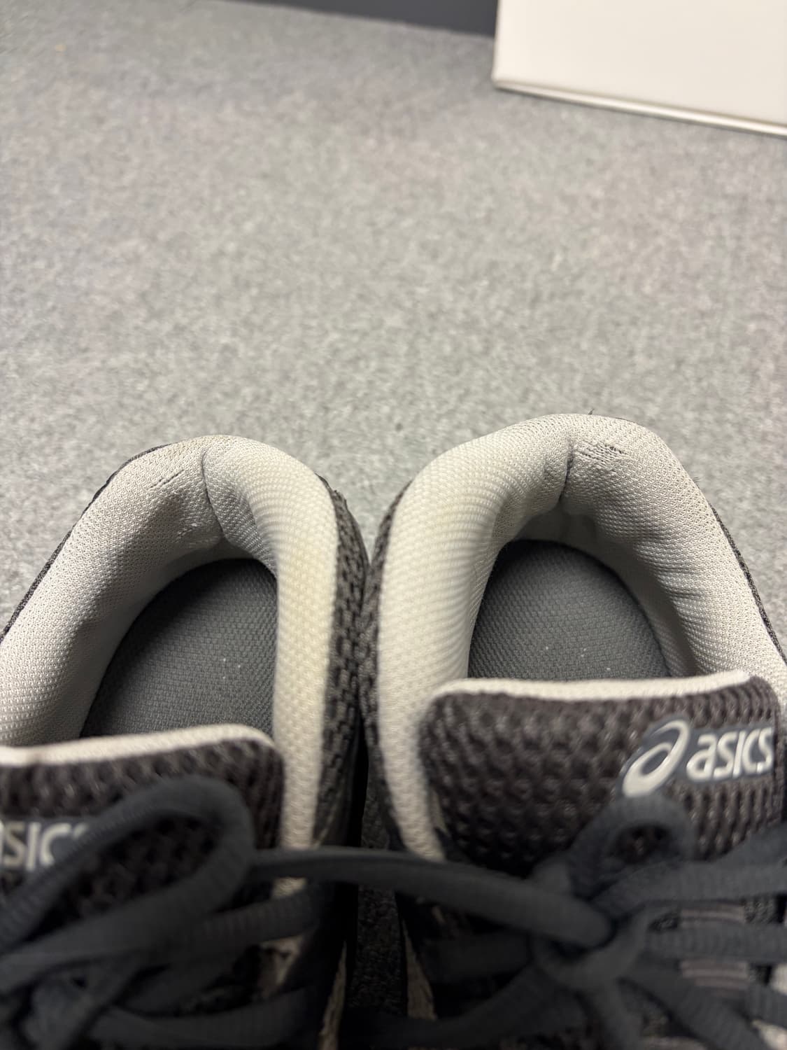 키코 아식스 젤소켓 인피니티 블랙 그레이  282.5 상품이미지4