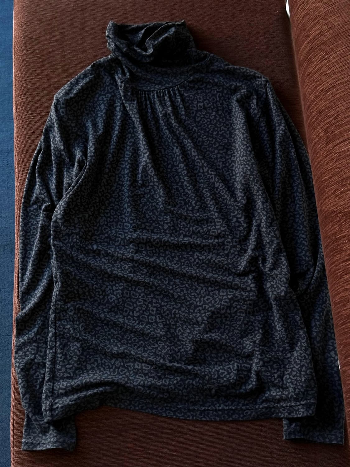 Leopard pattern high gauge stretched top 상품이미지6