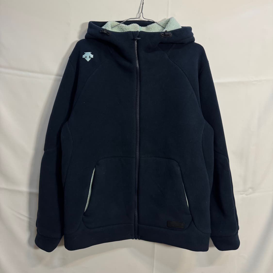 데상트 기모안감 스웻 후드집업 상품이미지1