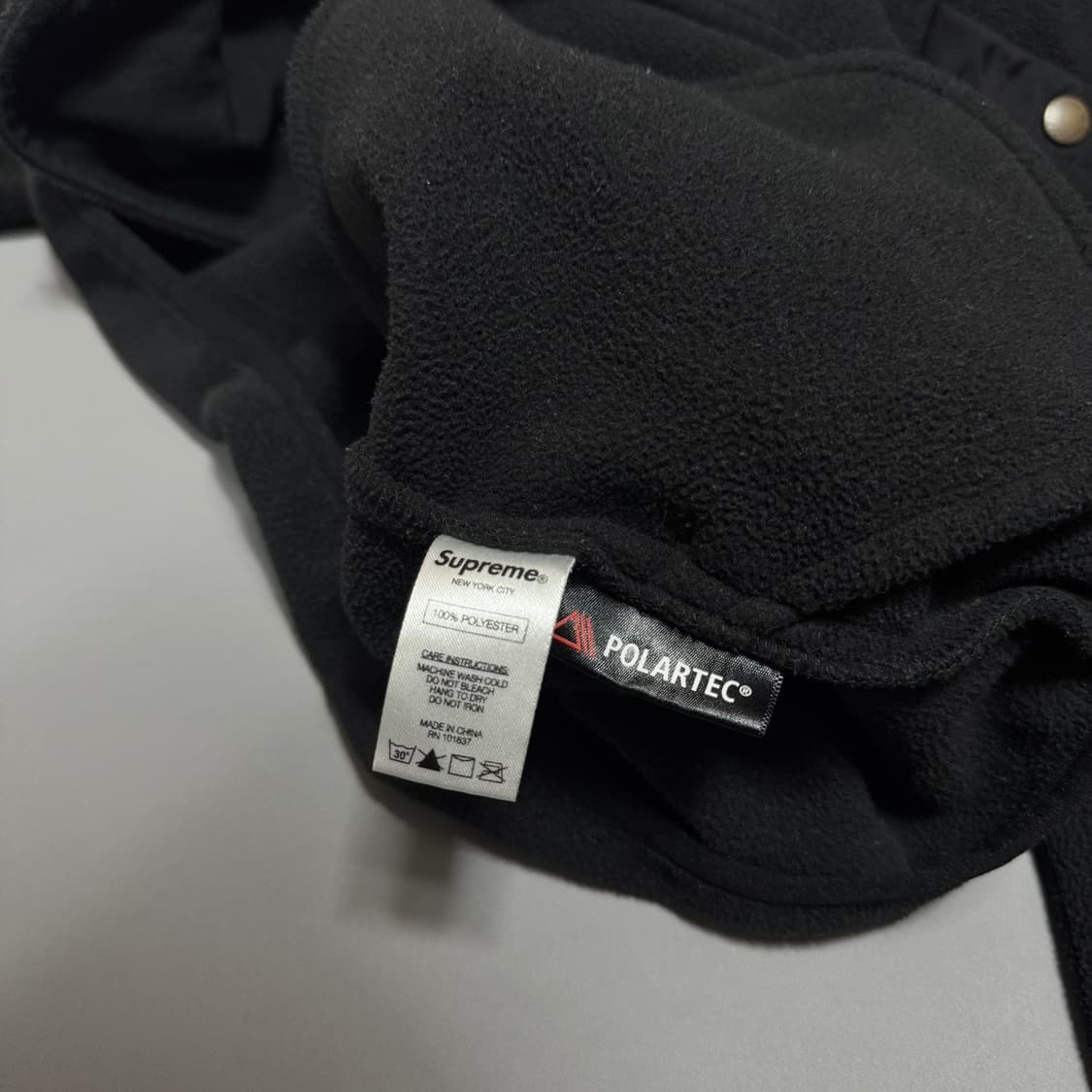 슈프림(SUPREME) 16fw 블랙 폴라텍 플리스 컬러블록 스냅 풀오버 상품이미지7
