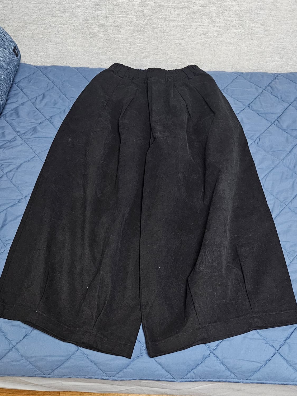 말렌 유니섹스 턱 벌룬 팬츠 블랙 상품이미지2