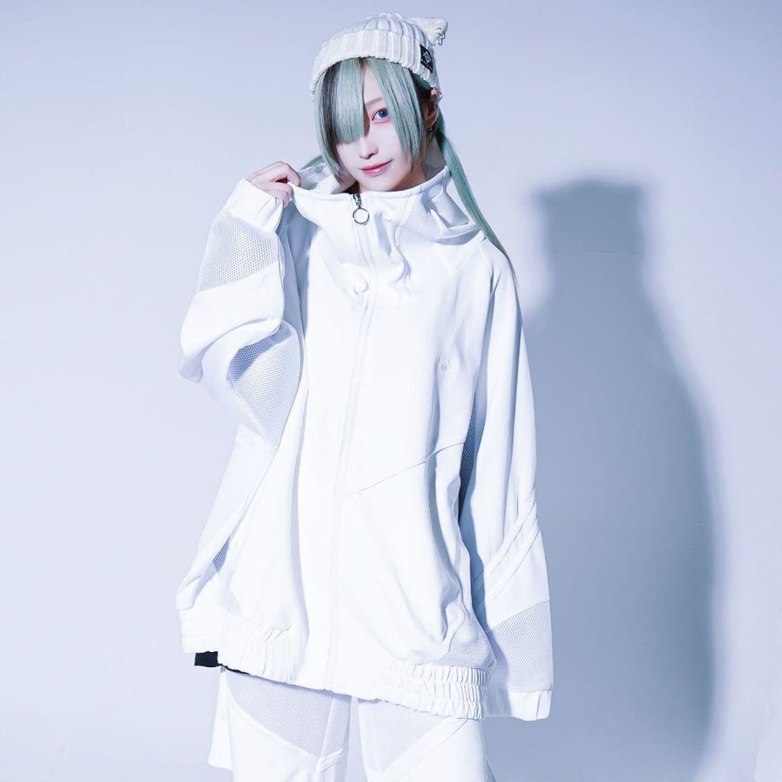 레플렘 매쉬전환 하이넥 져지 파카 + 쇼츠 셋업 상품이미지2