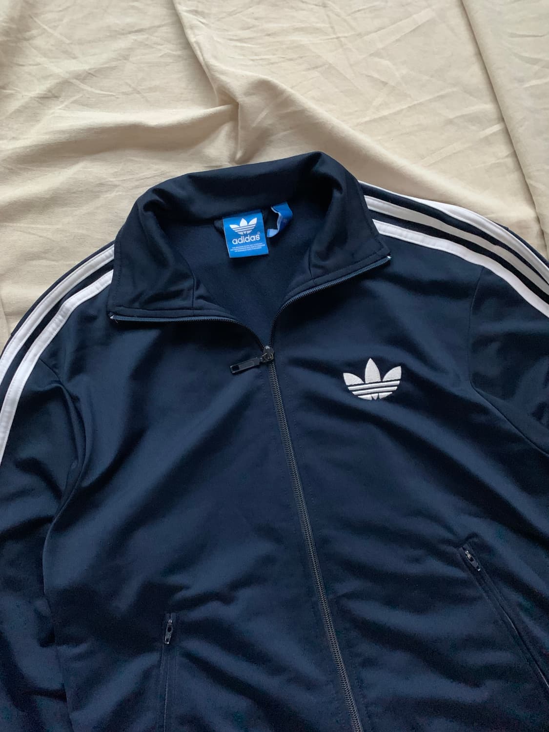 아디다스 구파이어버드 네이비 화이트 트랙탑 져지 상품이미지4