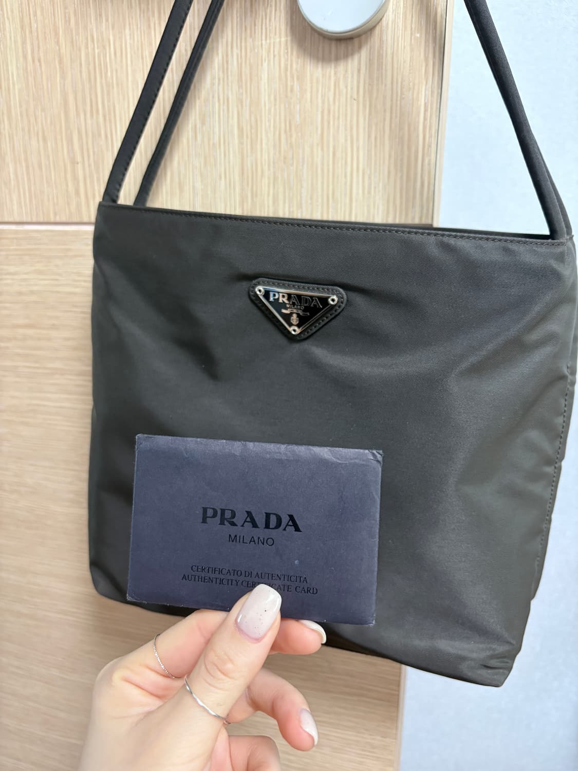 프라다 나일론백 상품이미지8