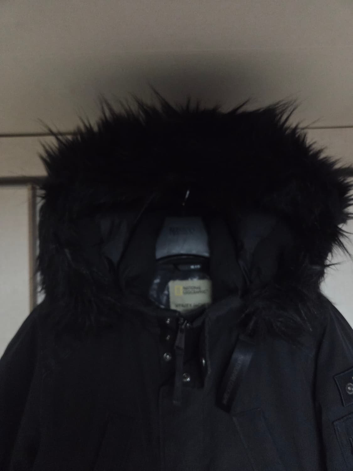 내셔널지오그래픽 블랙 덕다운 패딩 점퍼100 상품이미지2