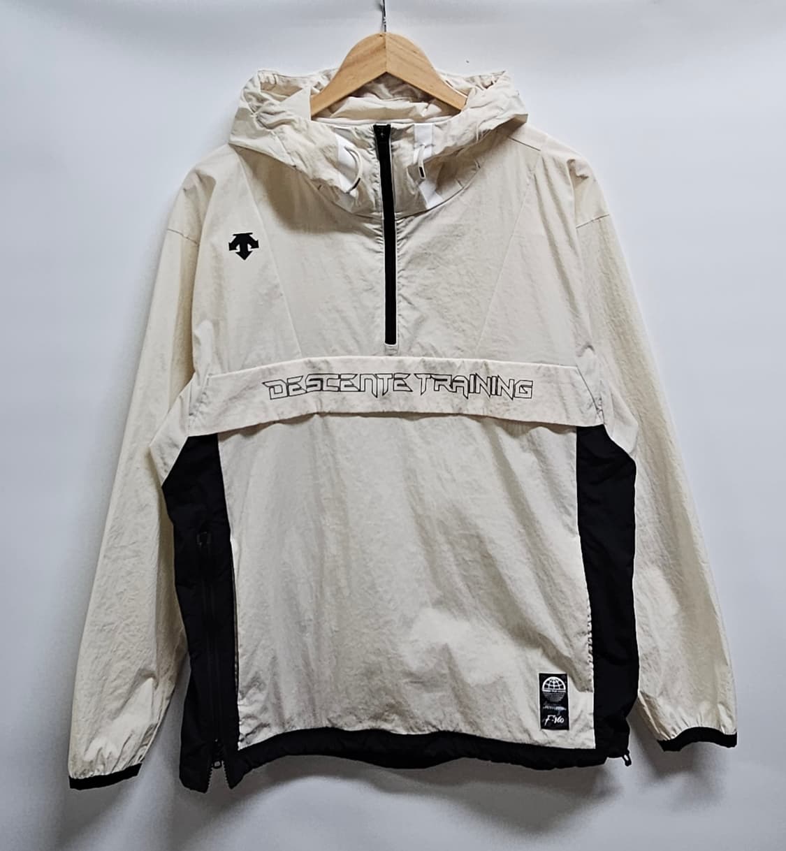 데상트 아노락 바람막이 100 상품이미지1