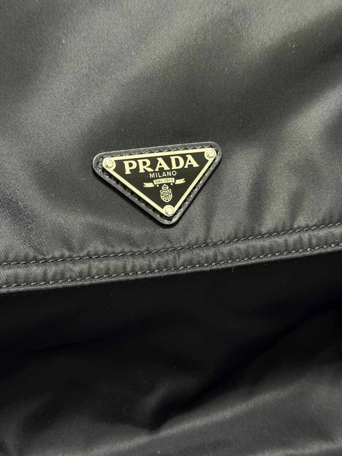 프라다 익스플로어 리나일론 백 상품이미지2