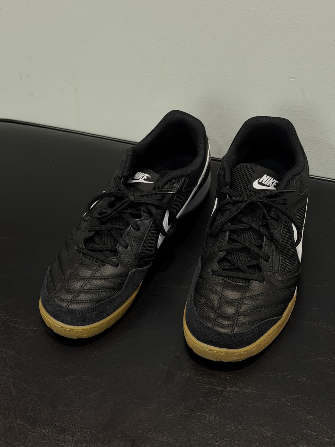 나이키 가토 블랙 화이트290 상품이미지1