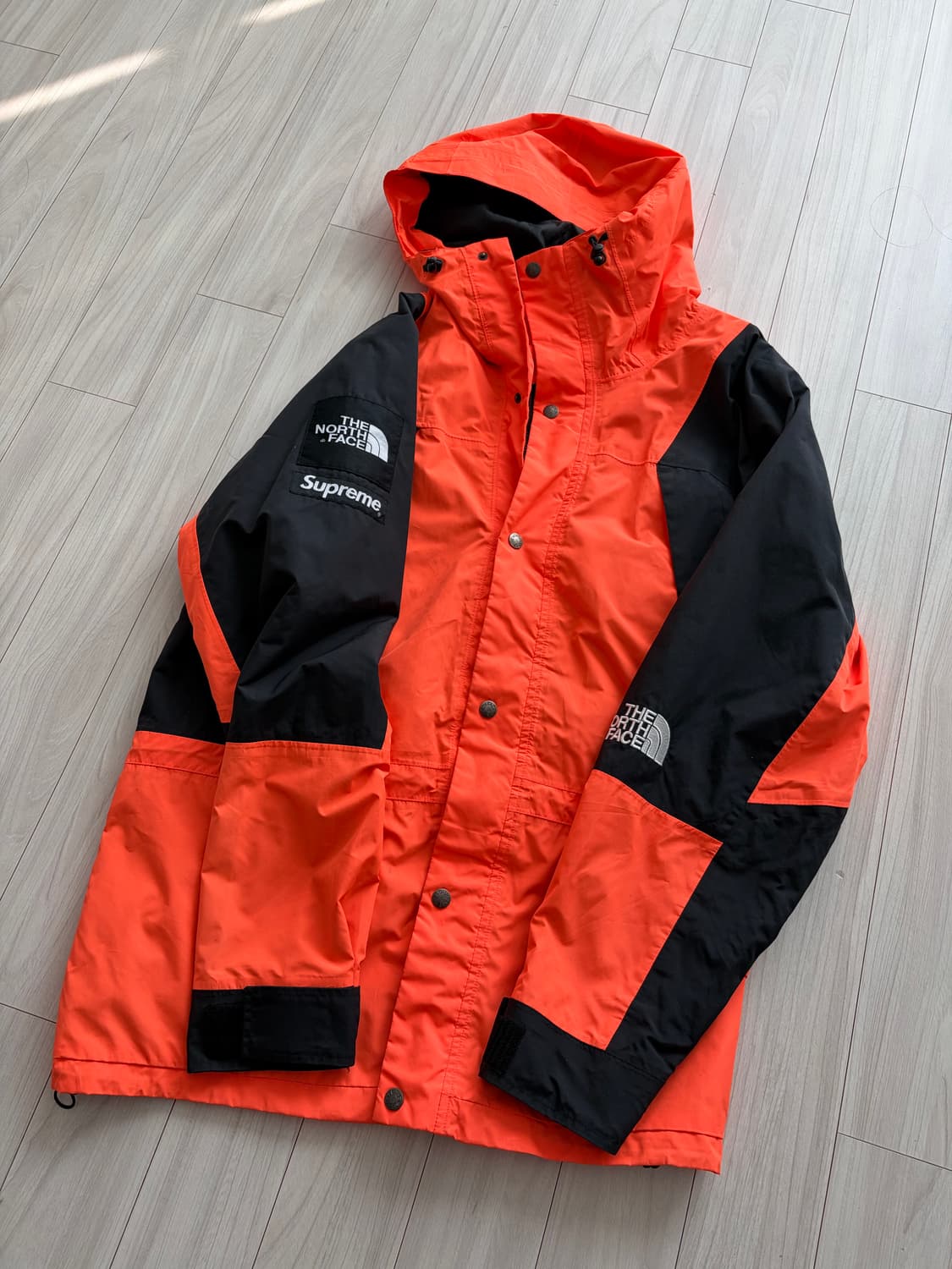 슈프림 X 노스페이스 1990 마운틴 자켓 오렌지 블랙 L 상품이미지1