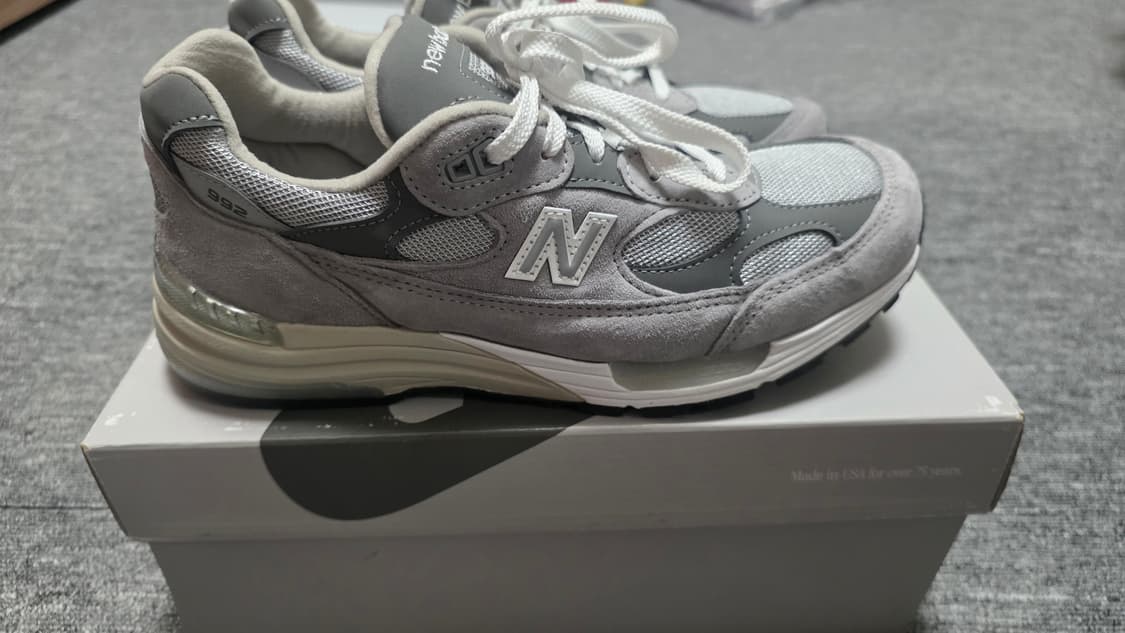 뉴발란스 992 (U992GY) 260사이즈 상품이미지4