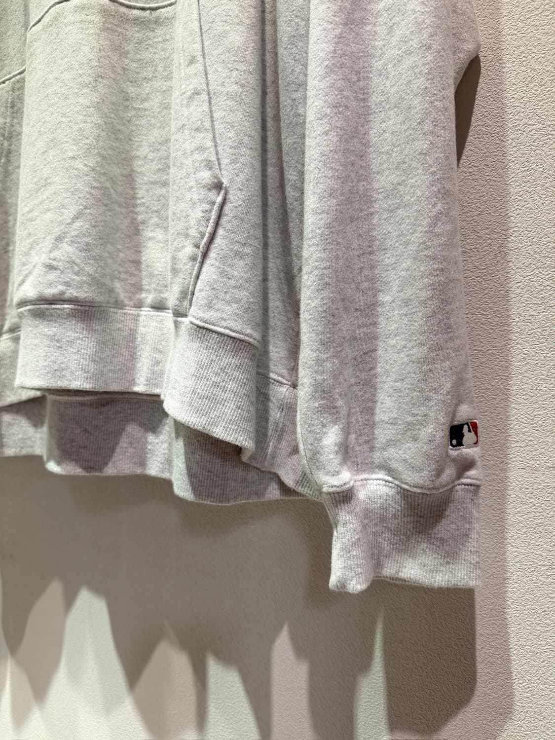 GENUINE MERCHANDISE LA 다저스 빅로고 자수 후드 상품이미지5