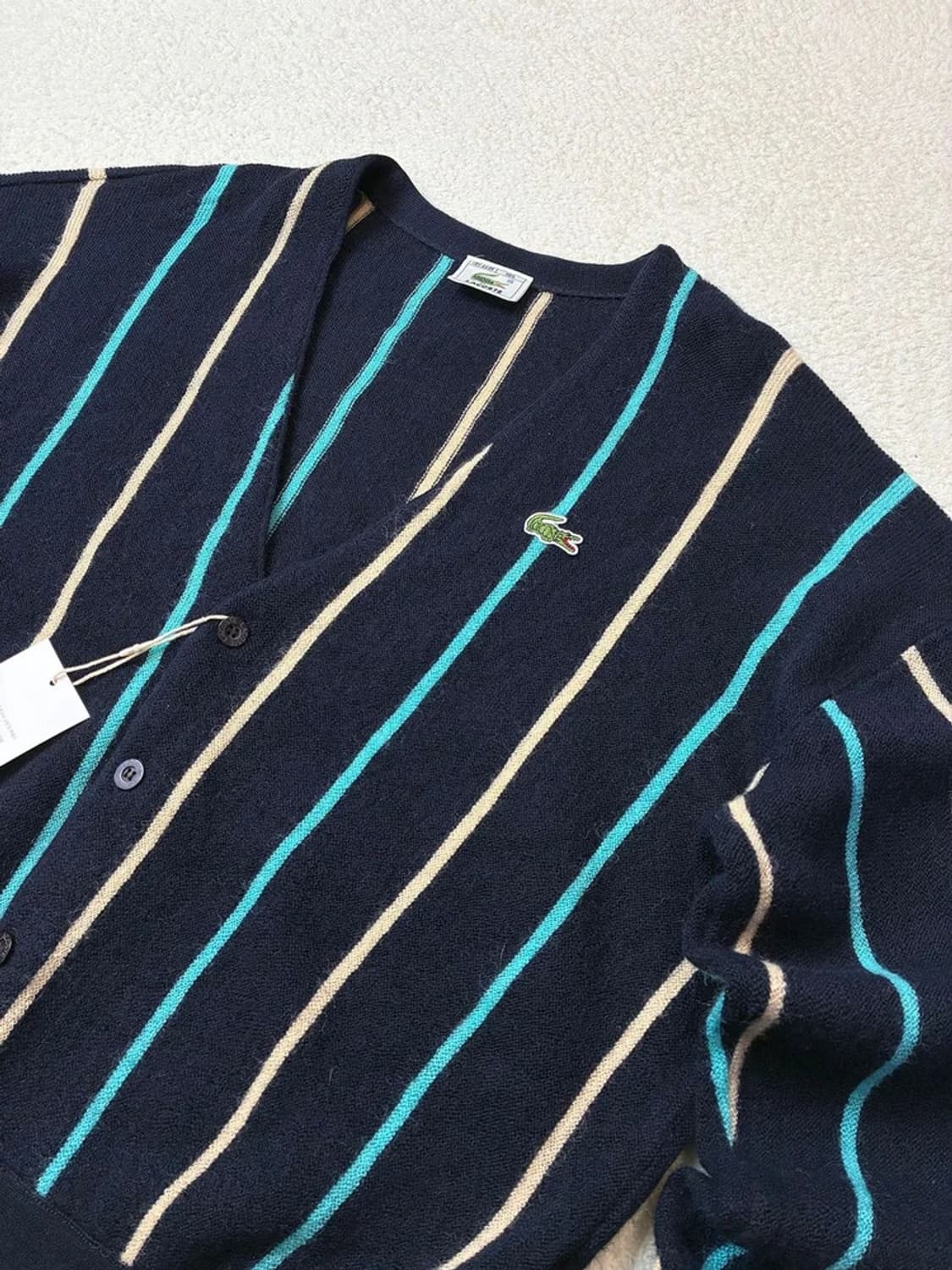 라코스테 90's 스트라이프 크롭 니트 가디건 PN5932    상품이미지3