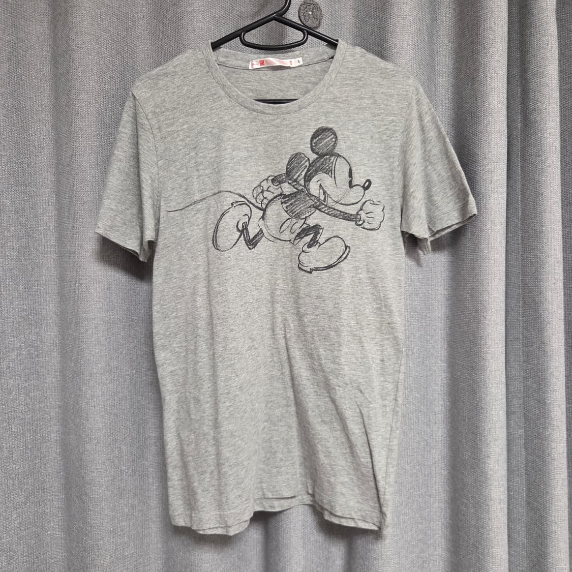 Uniqlo Disney 반팔티셔츠 S 상품이미지1