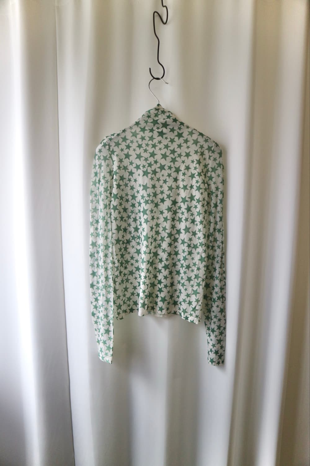Acne Studios star print turtleneck 상품이미지4
