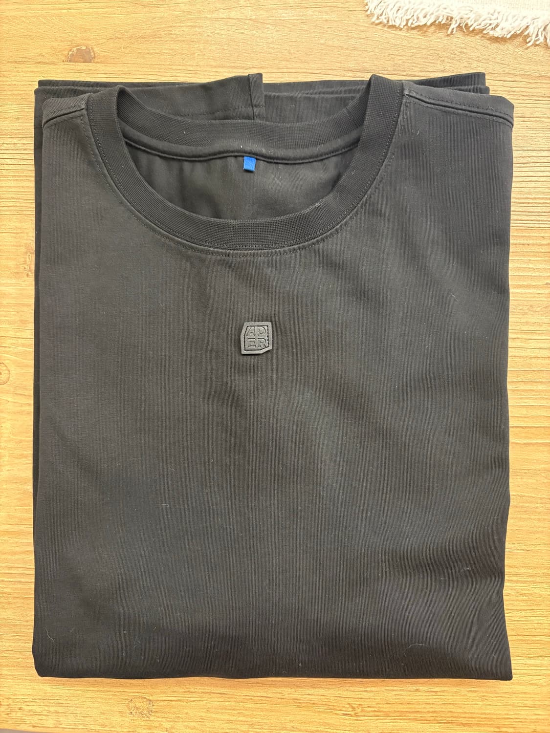 아더에러 Tetraight T-shirt Product. 52(XL) 상품이미지2