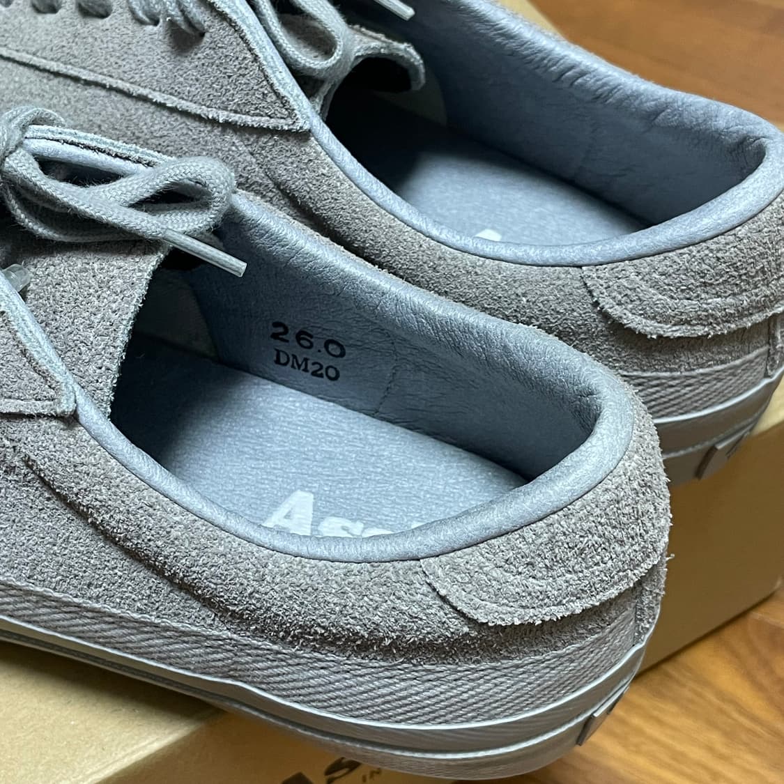 아사히 슈즈 벨티드 로우 스웨이드 상품이미지2