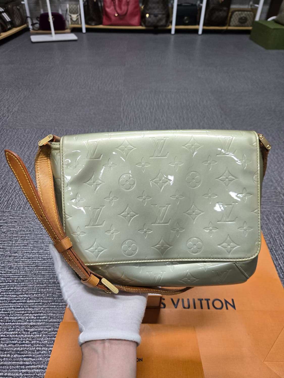 [특가][정품] 루이비통 베르니 메신저백 상품이미지1