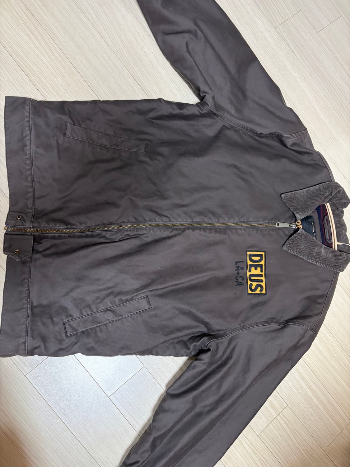 데우스엑스마키나 자켓 상품이미지1