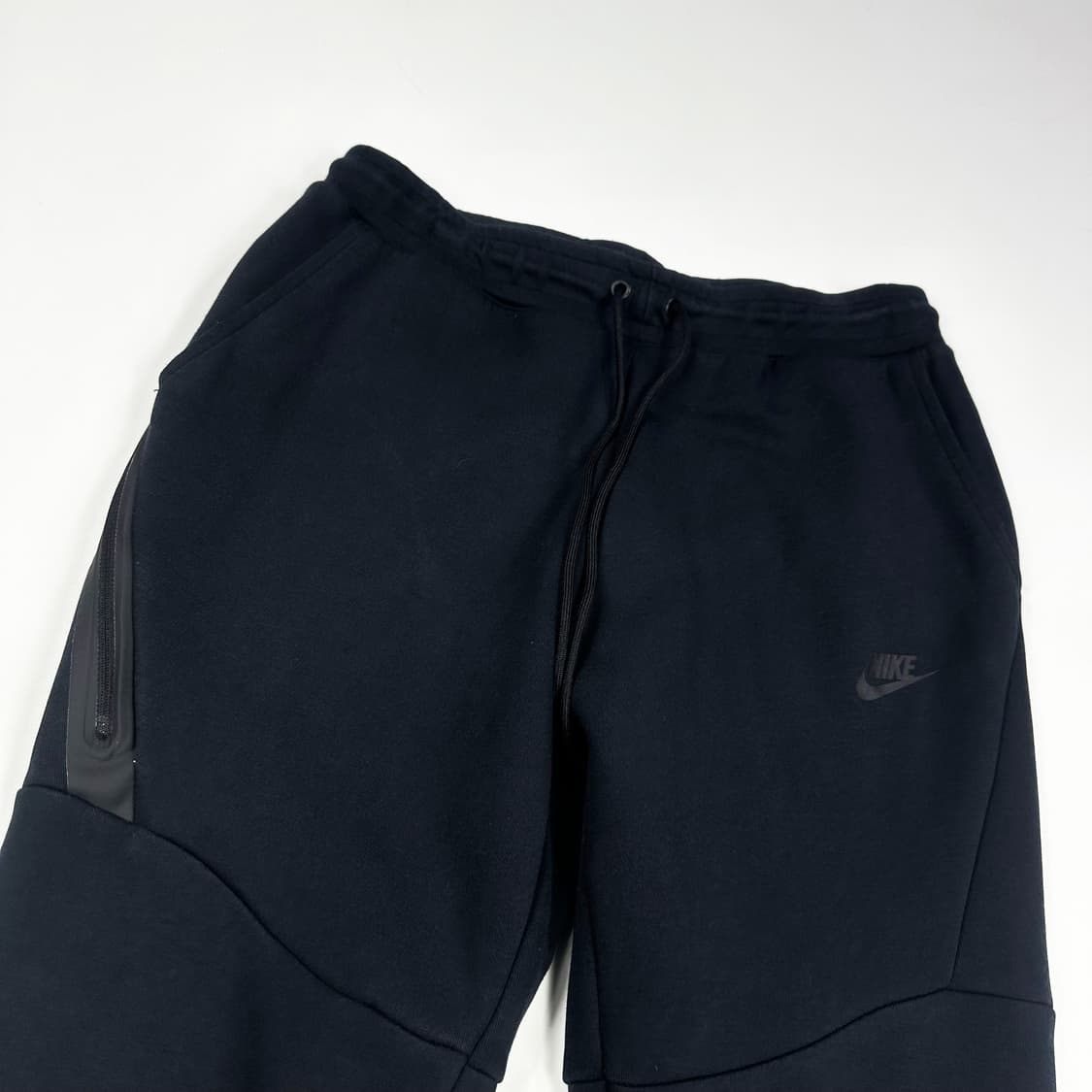 나이키 퓨추라 테크팩 블랙 조거팬츠 (L) 상품이미지4