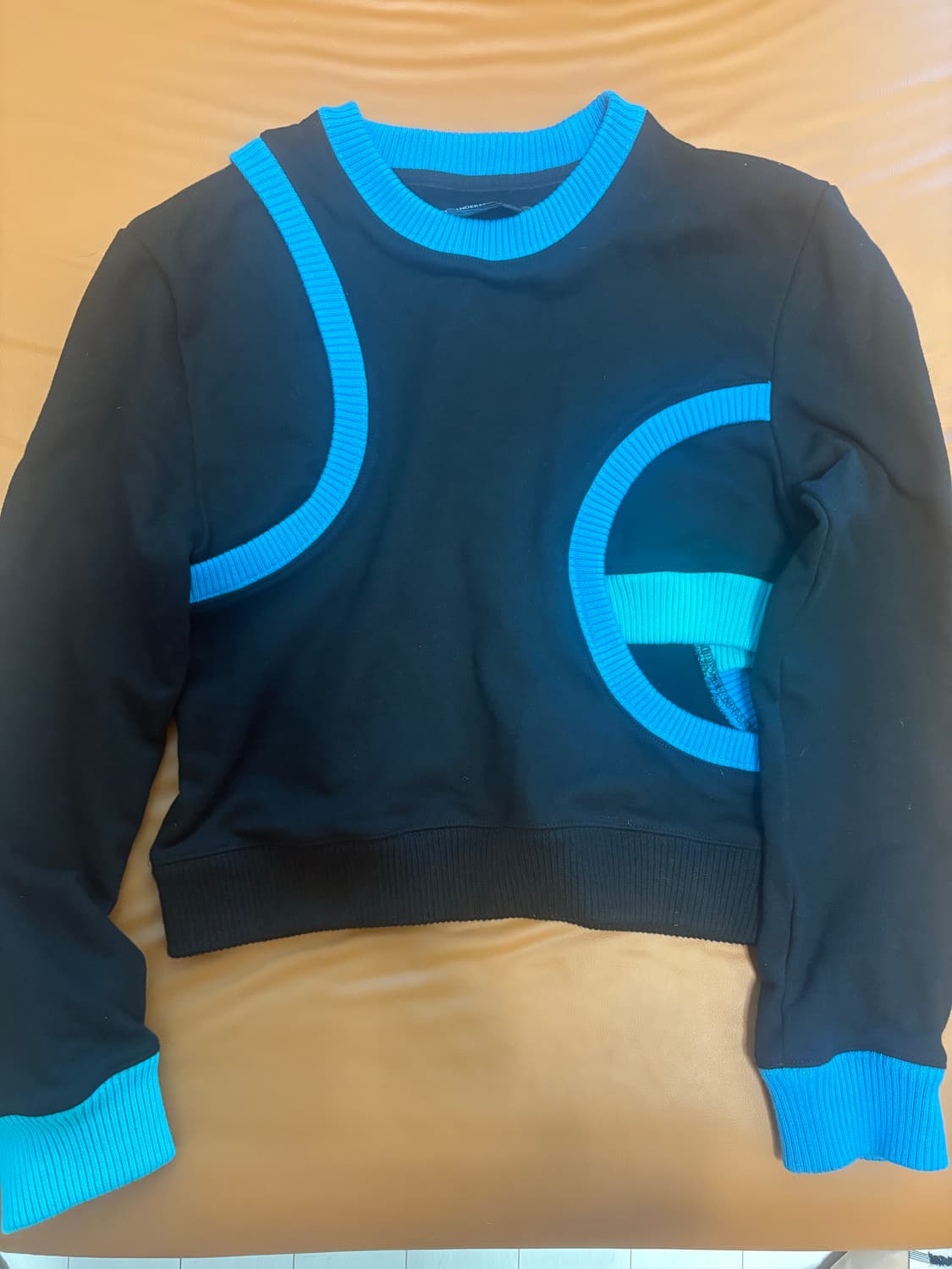 앤더슨벨 맨투맨 1+1 상품이미지1