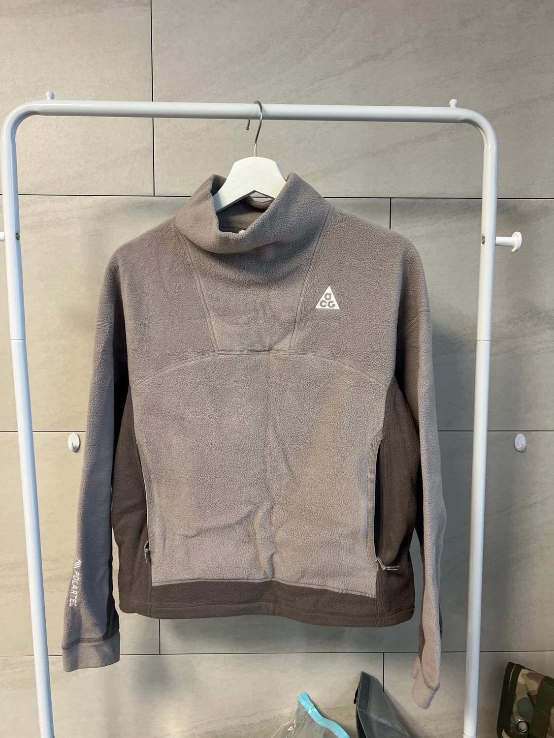 나이키 ACG 써마 핏 울프 트리 폴라텍 플리스 S 상품이미지1