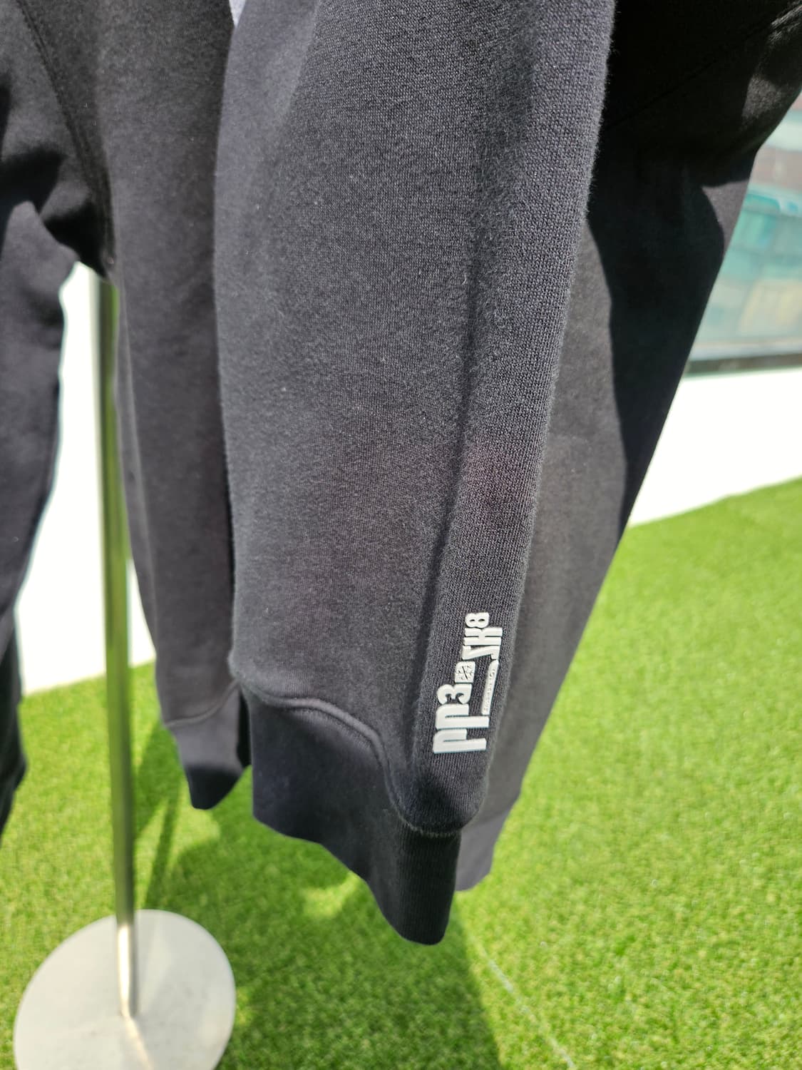 살로몬 맨투맨 상품이미지3