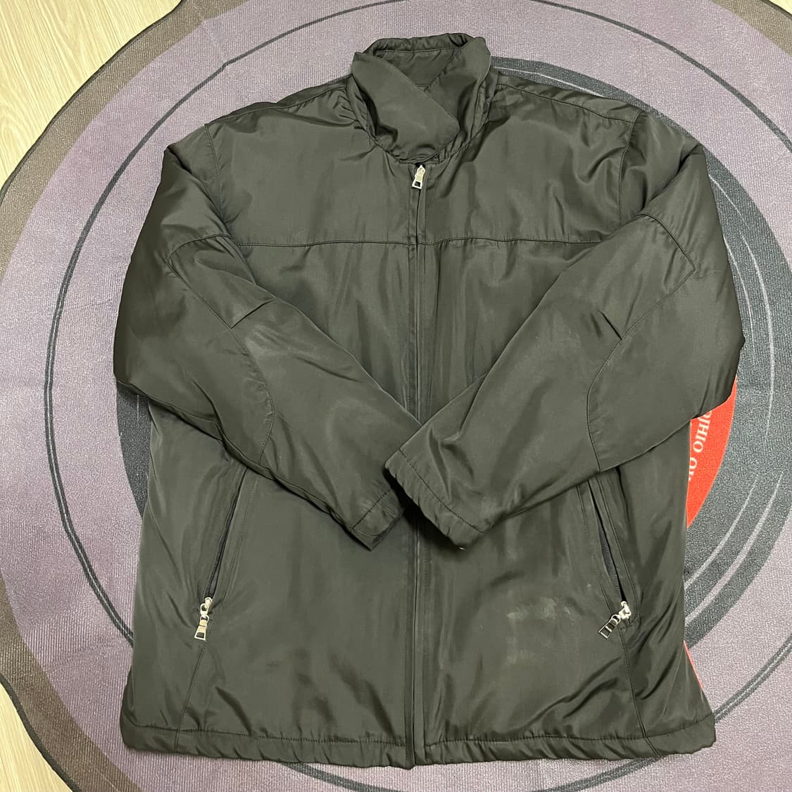 프라다 나일론 패디드 자켓 상품이미지1