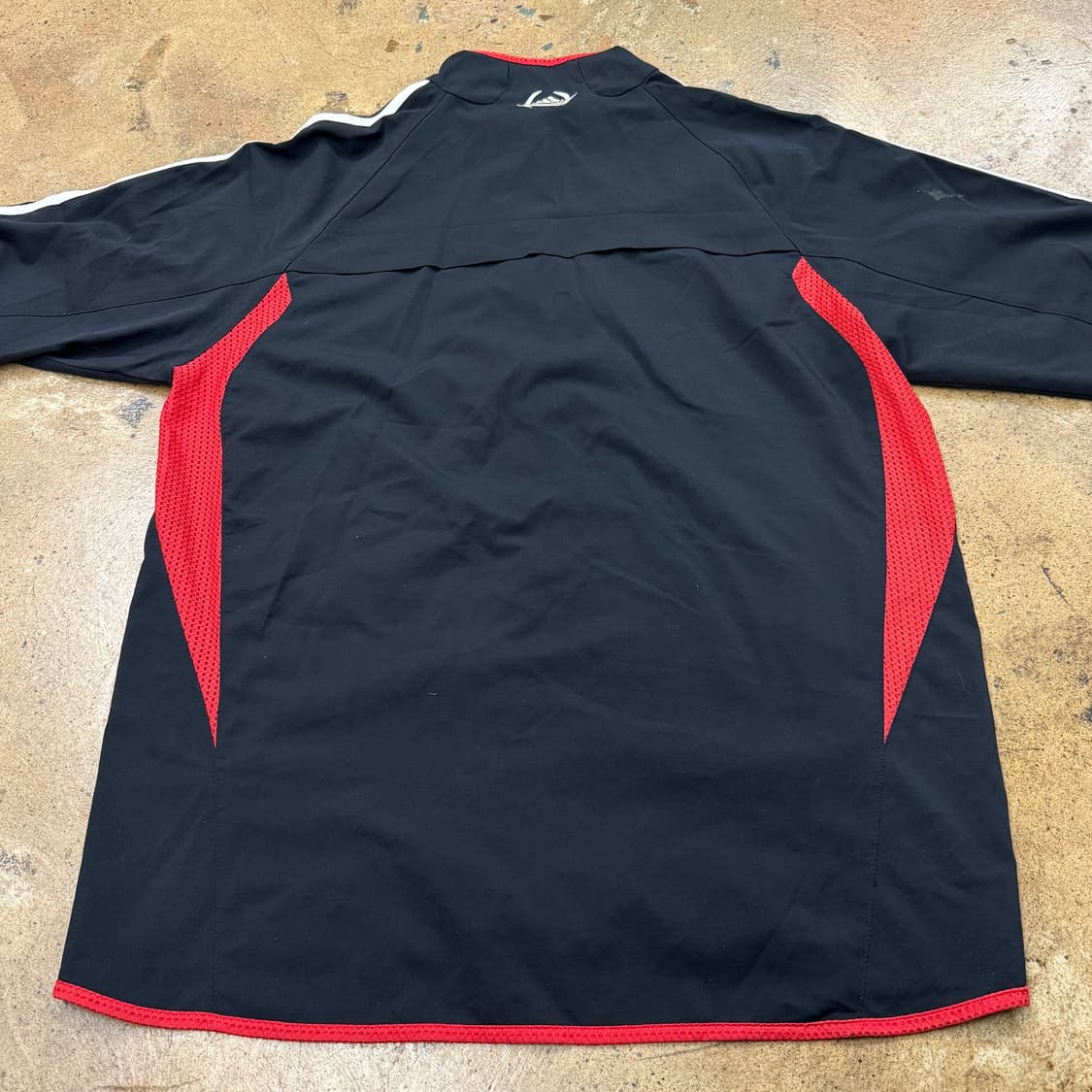 [정품/100] 아디다스 블랙 레드 삼선 트랙탑 져지 b19 상품이미지4