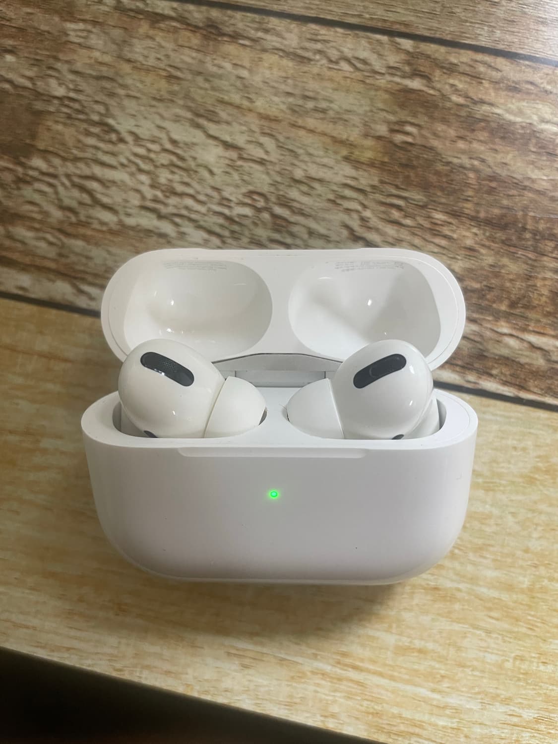 에어팟 프로 1세대 상품이미지1